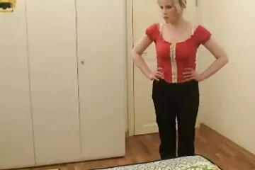 Bố dượng khiêu dâm chịch con gái riêng bbw của mình, sex mika kano trừng phạt cô ấy vì tiệc tùng.