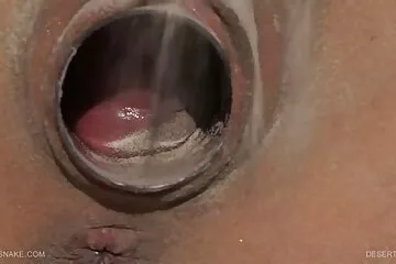 Lão huấn luyện viên giúp cháu trai địt gái trẻ Trung phim xxx mp4 Quốc.